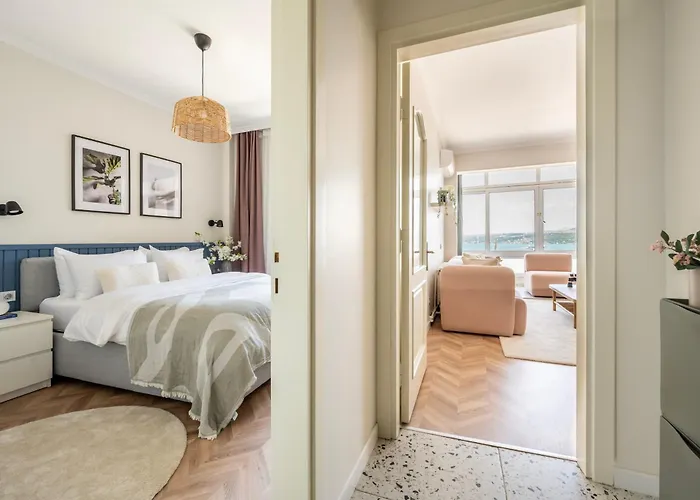 Beyond The Bosphorus #6 * Istanboel