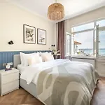 Beyond The Bosphorus #6 Daire *