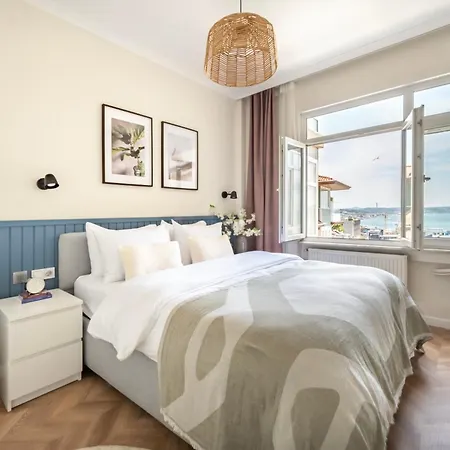 Beyond The Bosphorus #6 Апартаменты *
